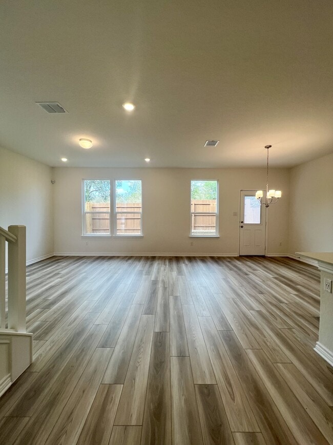 Building Photo - 14839 Vance Jackson Rd