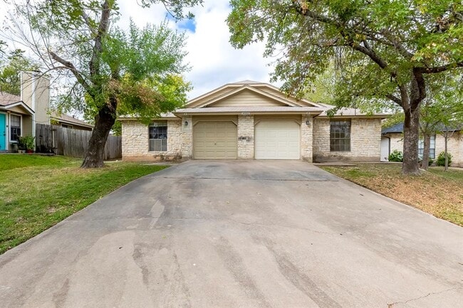 Primary Photo - 14202 Sussman Ct