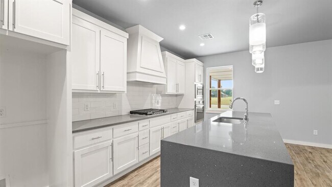 Building Photo - 214 Olde Ml Ct