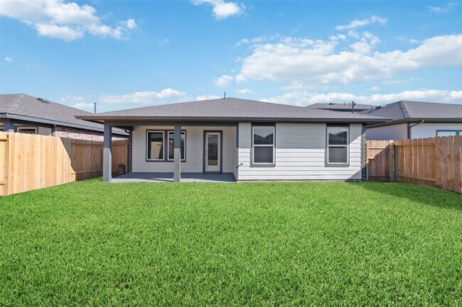 Building Photo - 7010 Fleetwood Crescent Wy