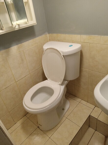 Building Photo - 144-39 158th St