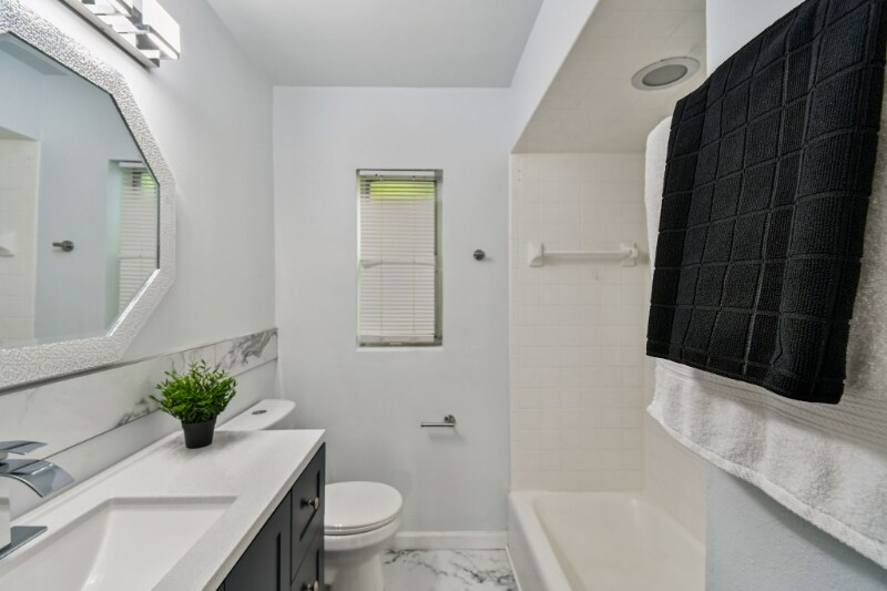 Building Photo - 3606 Jammes Rd