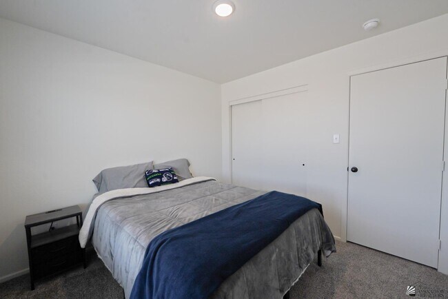 Building Photo - 7316 E 45th Pl