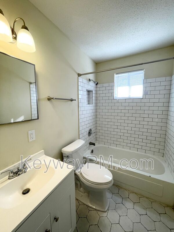 Building Photo - 211 S Belair Rd