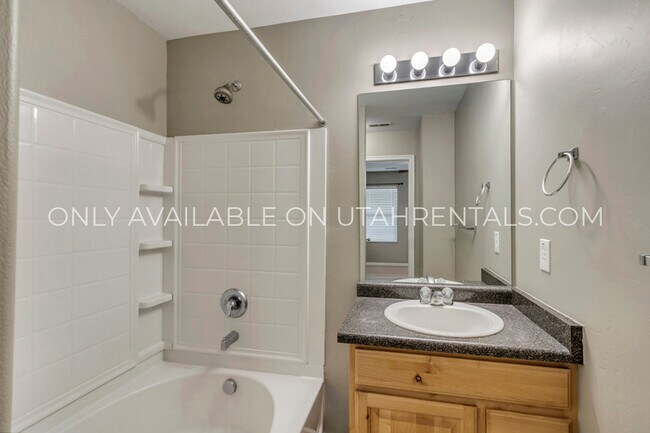 Building Photo - 11782 S Zephyr Way