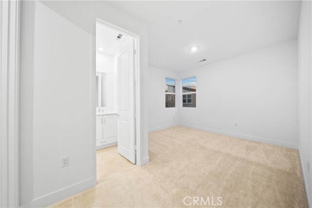 Building Photo - 580 Mulligan
