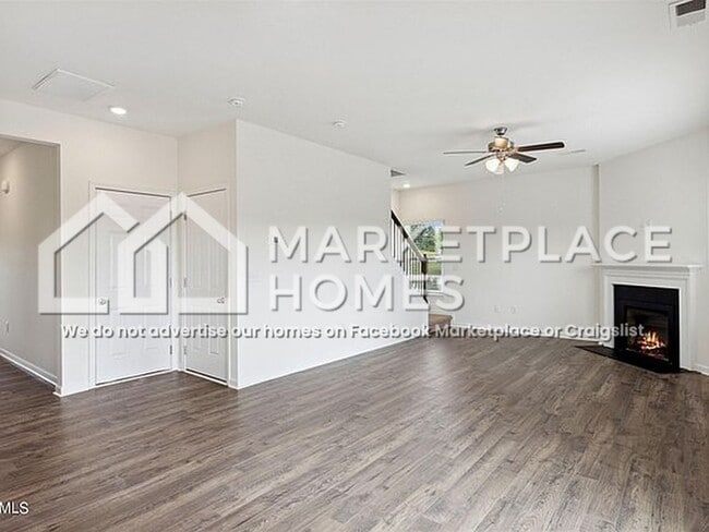 Building Photo - 1675 Pebblestone Ct