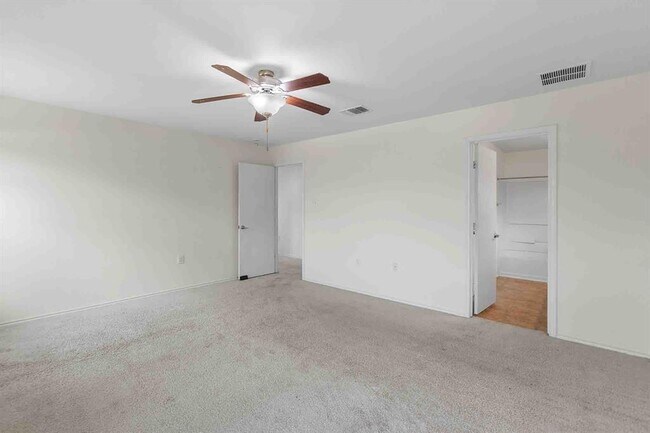Building Photo - 11012 Culzean Dr