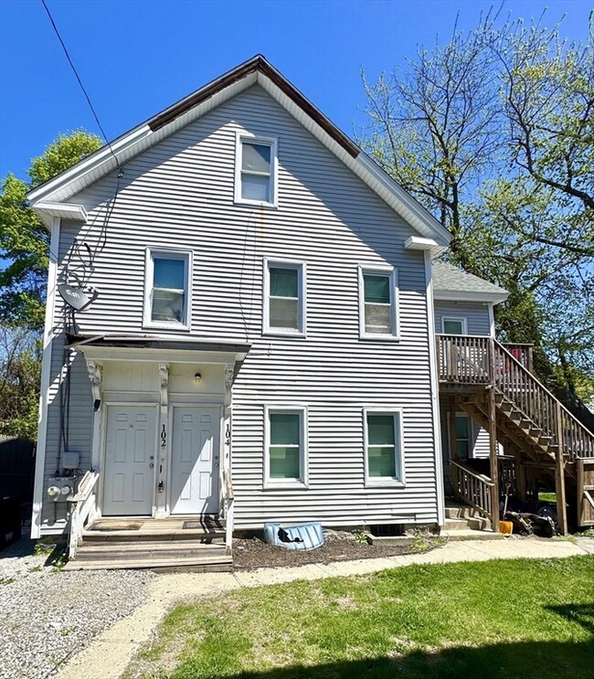 Primary Photo - 102 Congress St