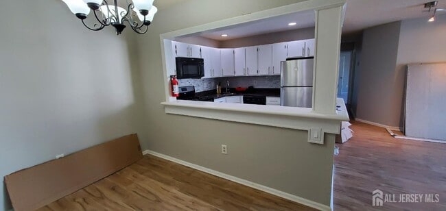 Building Photo - 261 Kempsey Dr