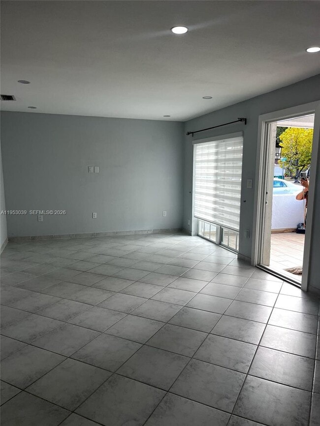 Building Photo - 13301 SW 25th Terrace