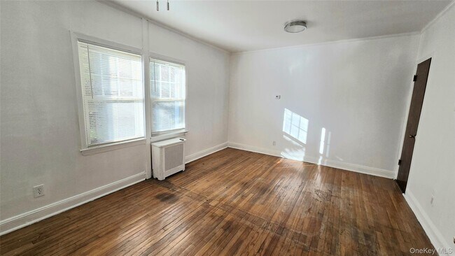 Building Photo - 68-09 Alderton St