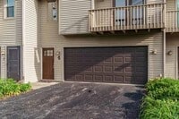 Building Photo - 663 Amphitheater Dr