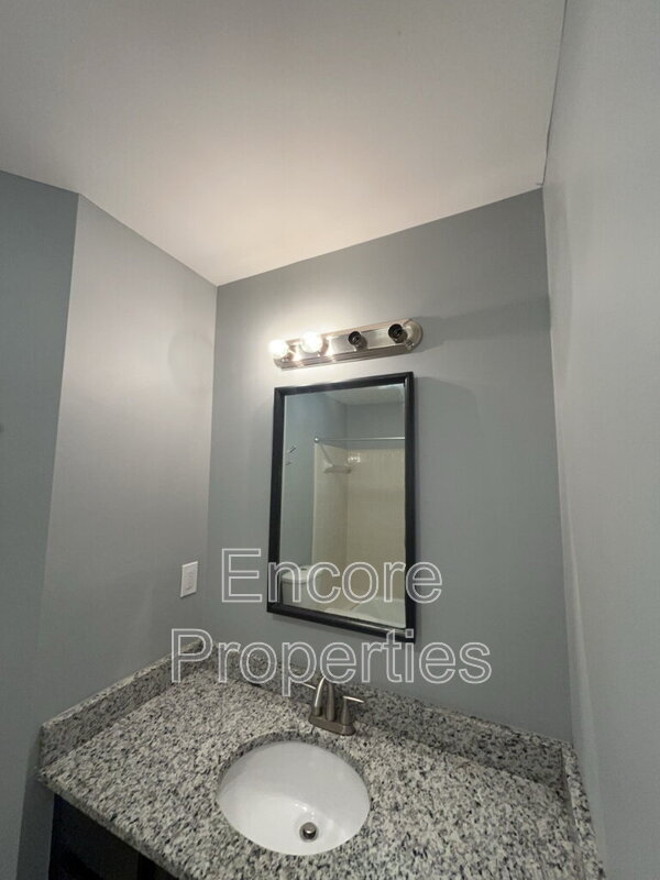 Building Photo - 6740 Olde Province Ct