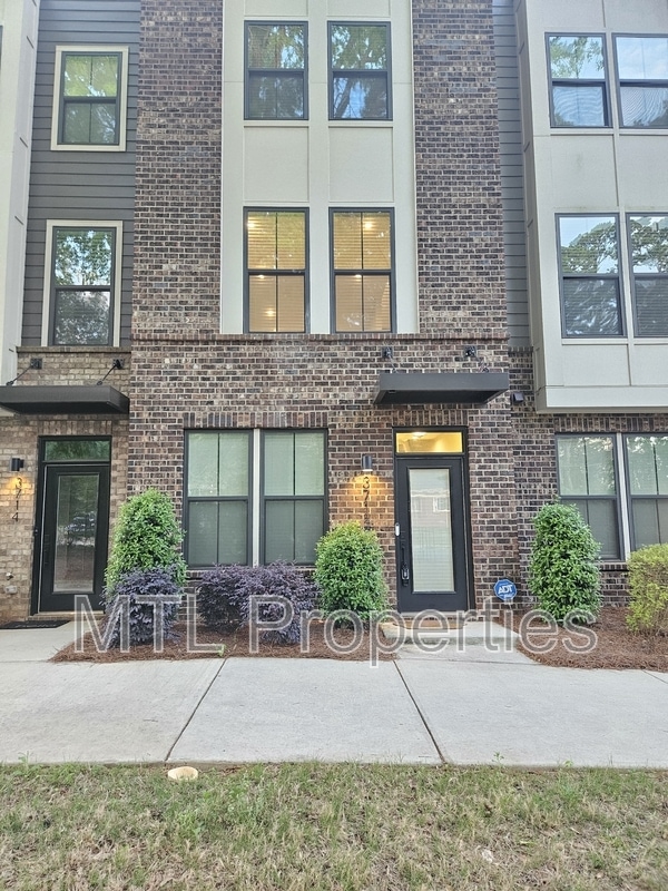 Building Photo - 3712 Ellington St