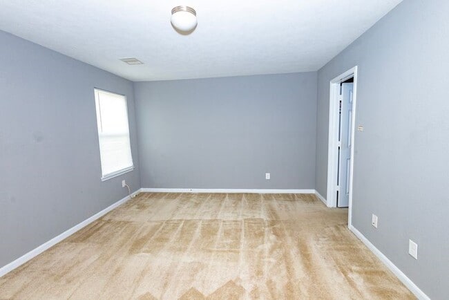 Building Photo - 8932 Hollister Commons Ln