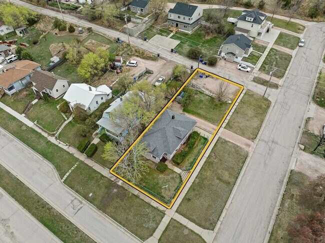 Building Photo - 231 Quincy St