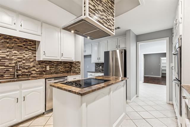 Building Photo - 5801 Orchid Ln