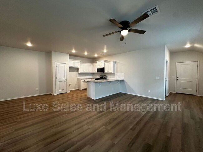 Building Photo - 3715 Franks Wy