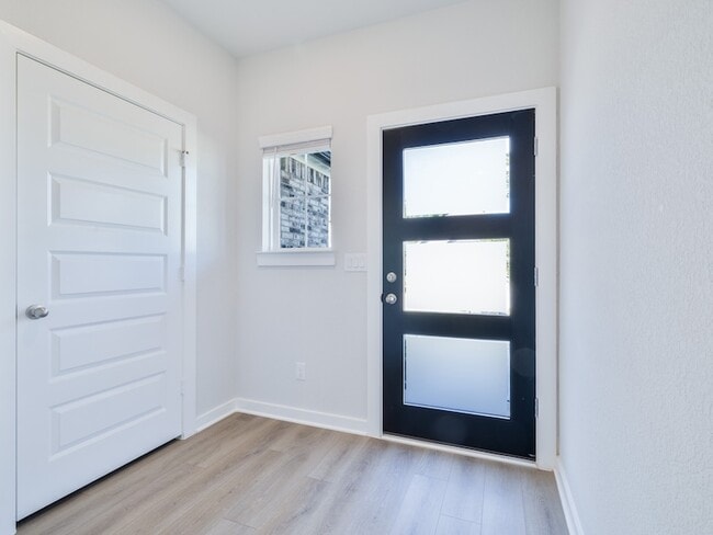 Building Photo - 8583 Blueberry Ash St