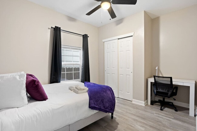 Building Photo - 1523 S East St