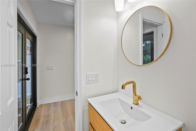 Building Photo - 12090 164th Ct N