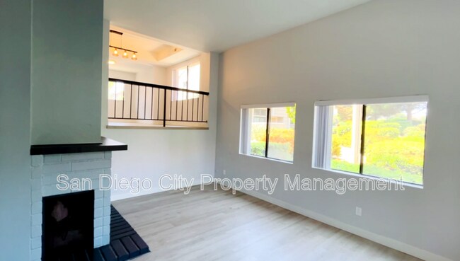 Building Photo - 4022 Mahaila Ave