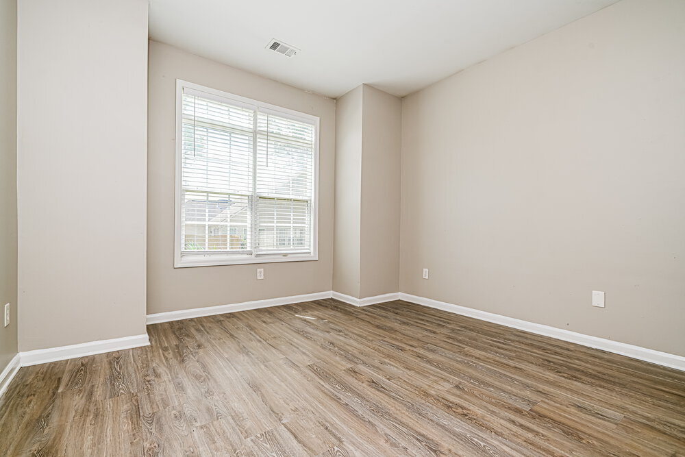 Building Photo - 512 Anglewood Trace