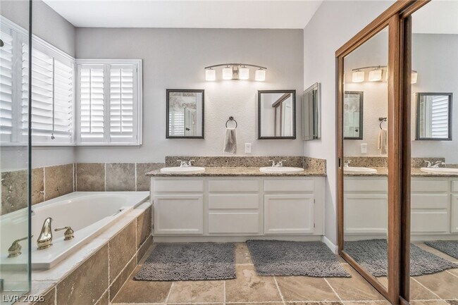 Building Photo - 9248 Evergreen Canyon Dr