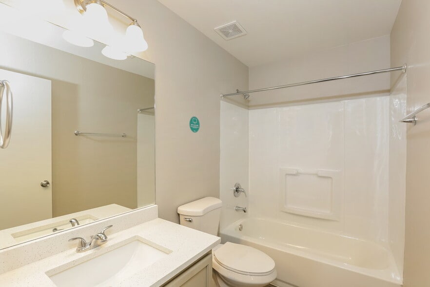 Building Photo - 225 N 223rd Ave