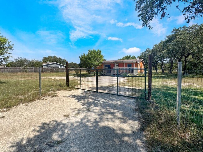 Primary Photo - 700 Co Rd 201