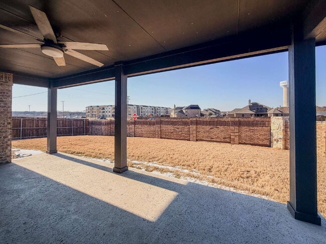 Building Photo - Charming 3-Bed Oasis with 2 Baths and Spacious 2045 Sq Ft Living in Burleson ISD!