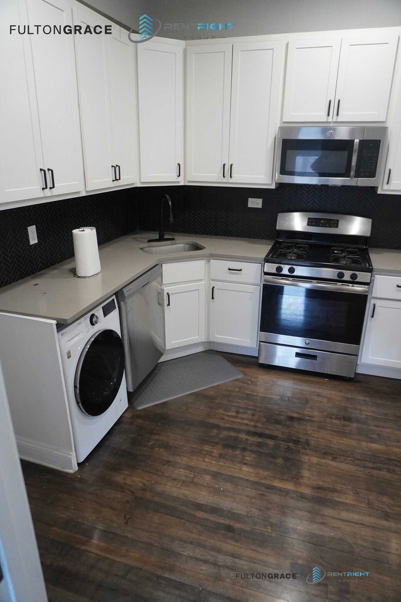 Building Photo - 3415 N Seminary Ave