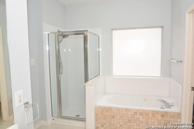 Building Photo - 119 BAYTHORNE-
