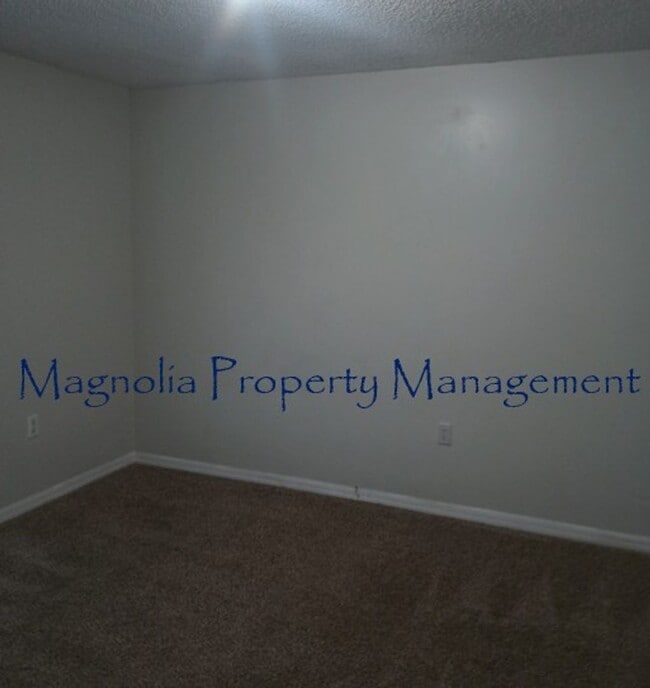 Building Photo - Dr. Phillips 4 Bedroom 2 Bathroom,