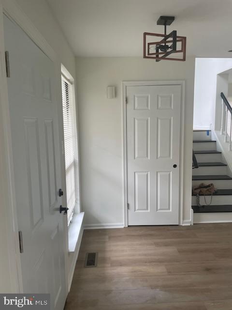 Building Photo - 647 Croft Dr