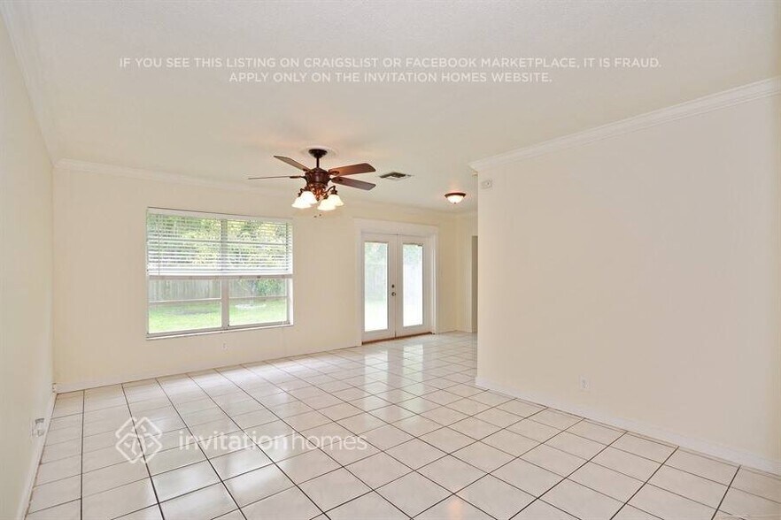Building Photo - 7602 NW 40th St
