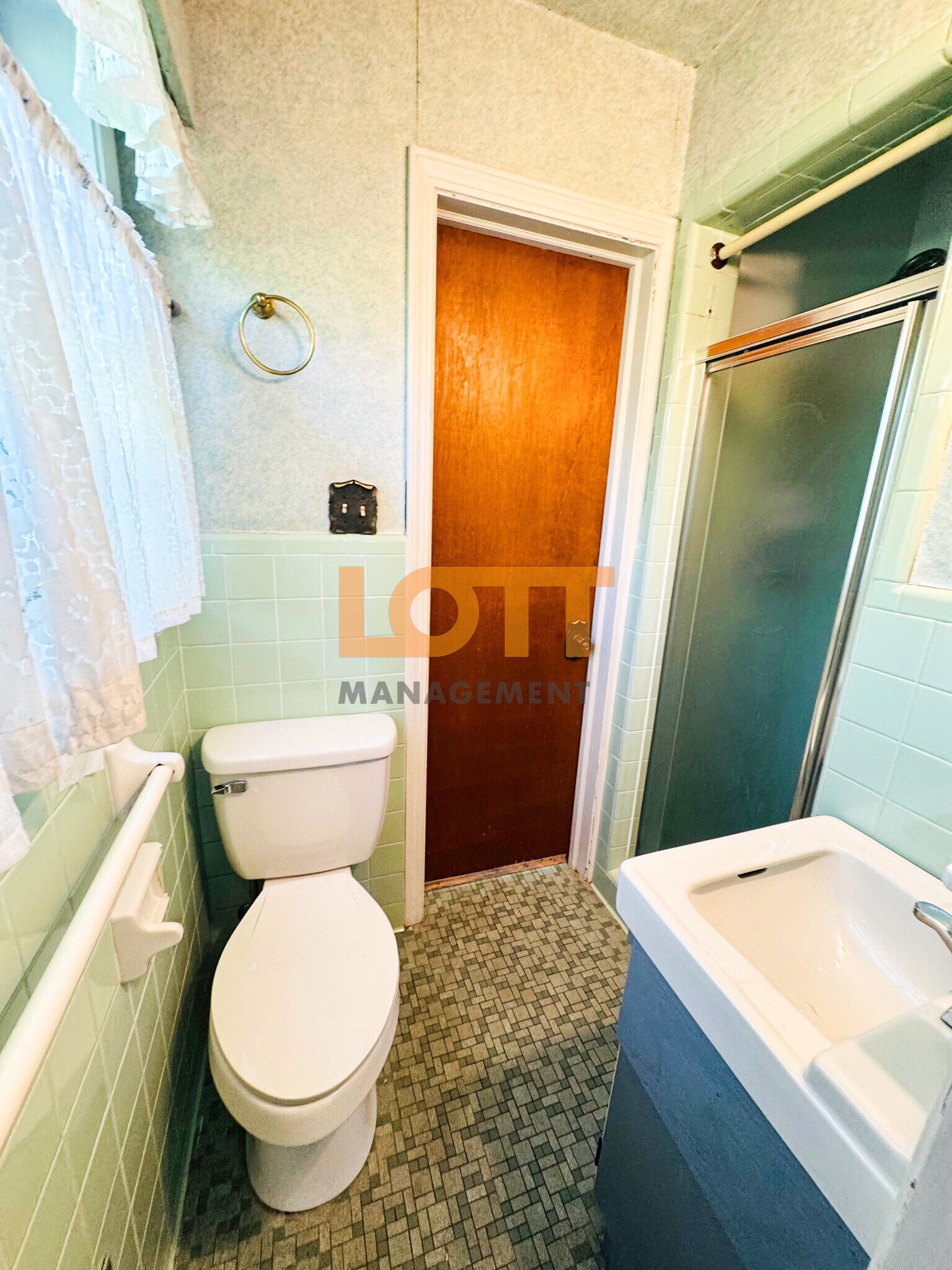 Building Photo - 214 Hunts Bridge Rd