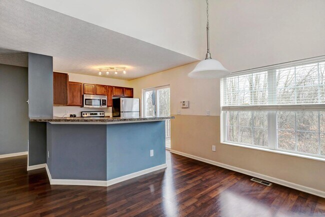 Building Photo - 6479 Walnut Fork Dr