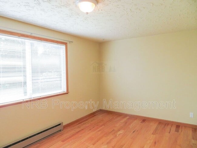 Building Photo - 3928 Hillview Ct NW