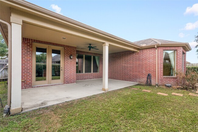 Building Photo - 11119 Hayden Falls Dr