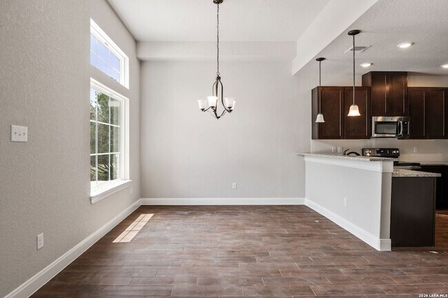 Building Photo - 2560 Puter Creek Rd