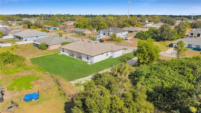 Building Photo - 328 Gordon Ave S