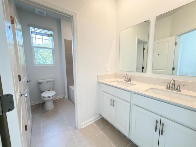 Building Photo - 2497 Spring Tune Aly