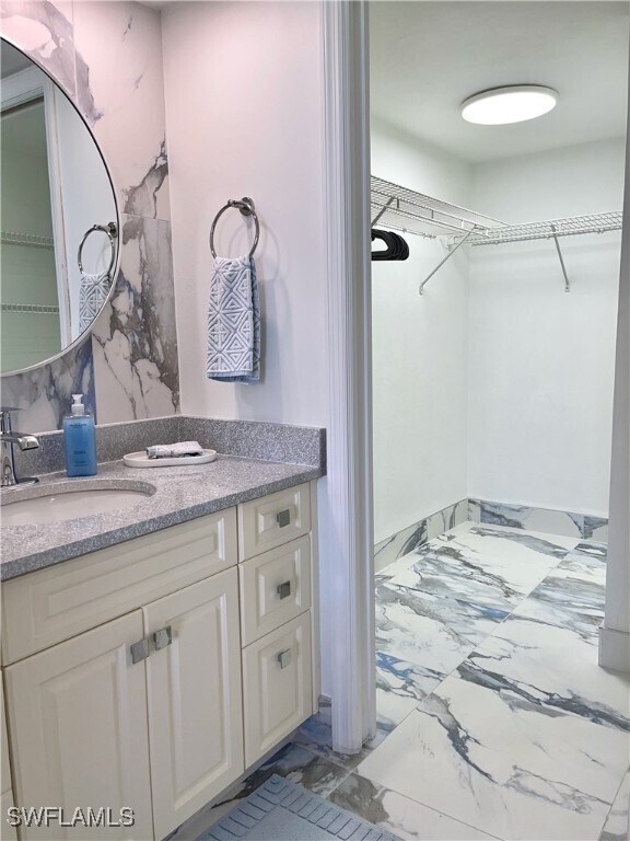 Building Photo - 10525 Gulf Shore Dr