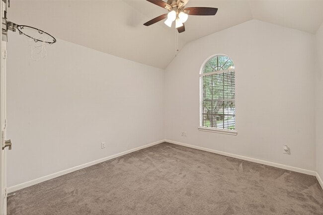 Building Photo - 22411 Kendall Shay Ct