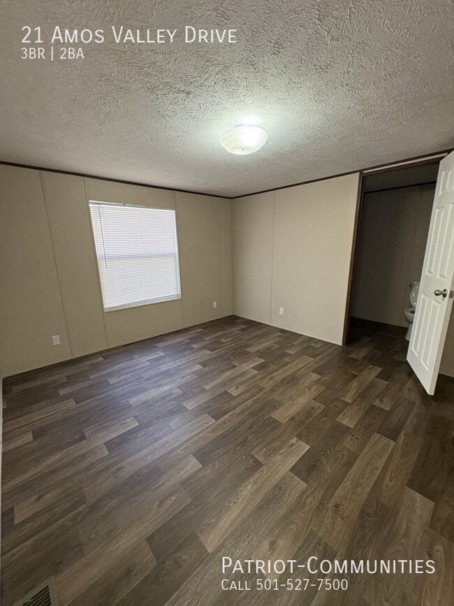 Building Photo - 21 Amos Valley Dr