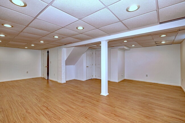 Building Photo - 153 2nd Ave