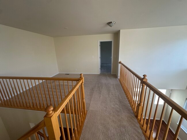 Building Photo - 2898 Falling Waters Dr