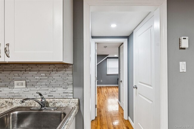 Building Photo - 24 Waterside Ave